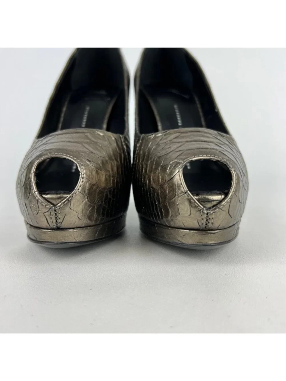 Giuseppe Zanotti NEW Womens Sharon Metallic Snake Platform Heels size 37 US 7